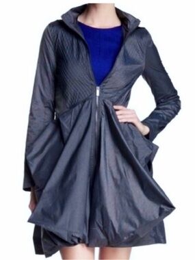 Zac Posen Asymmetric Pleated Rain Jacket In Navy | Size M